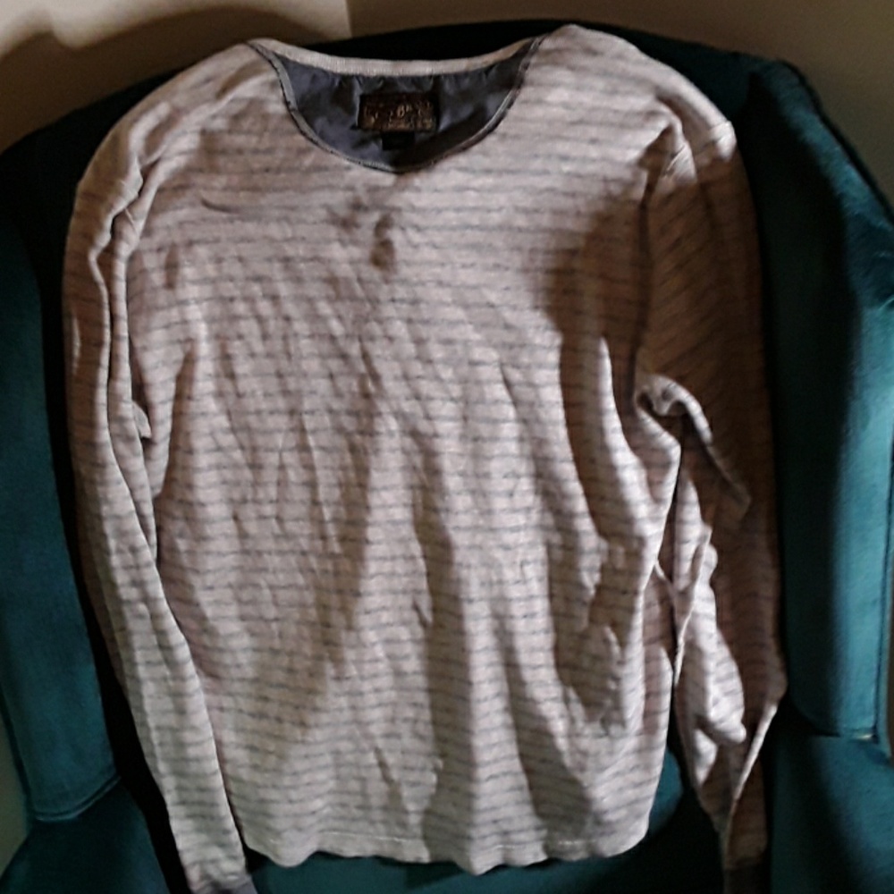 Lucky long sleeve shirt